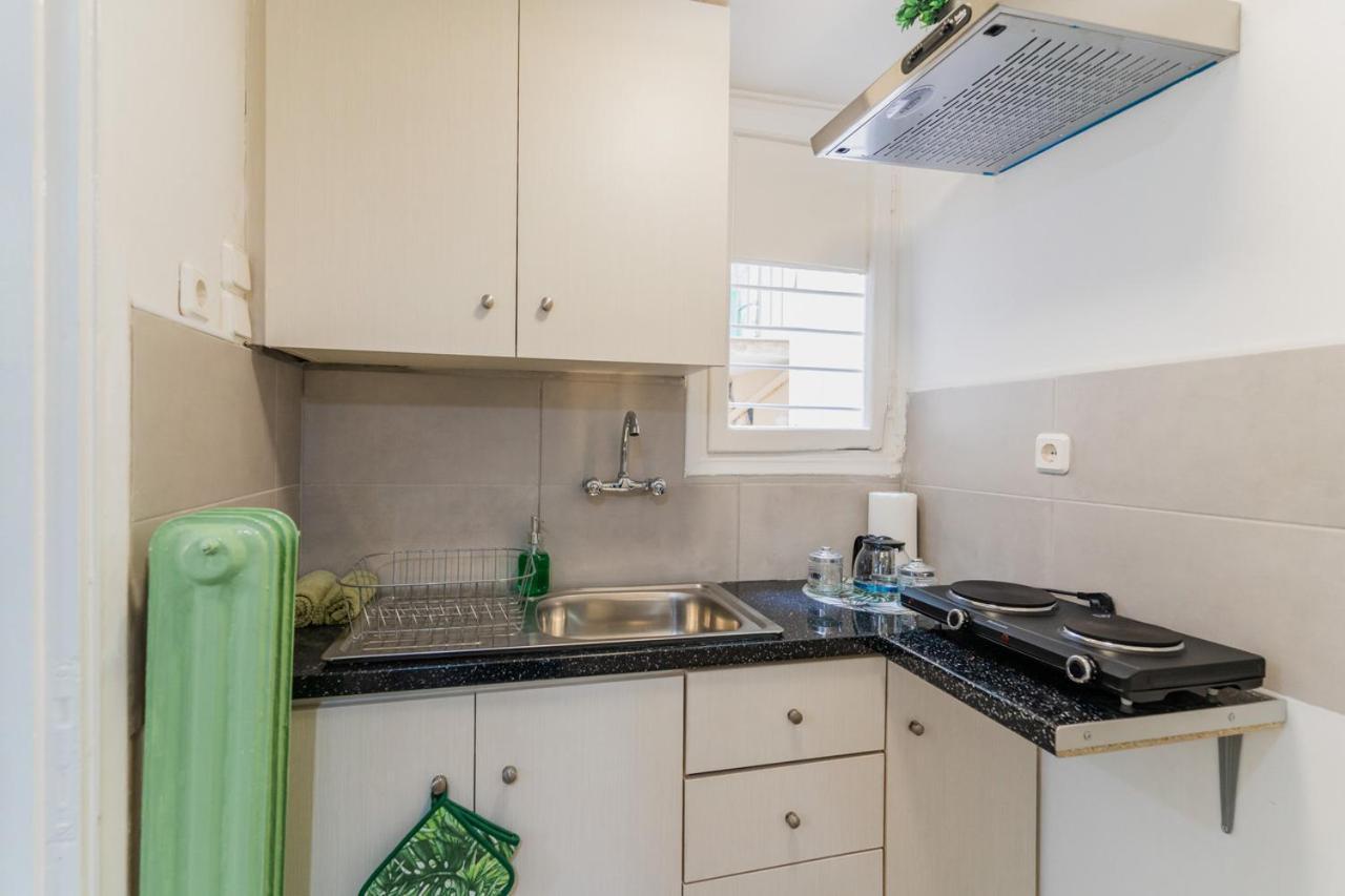 Green Boho Apartment Афіни Екстер'єр фото